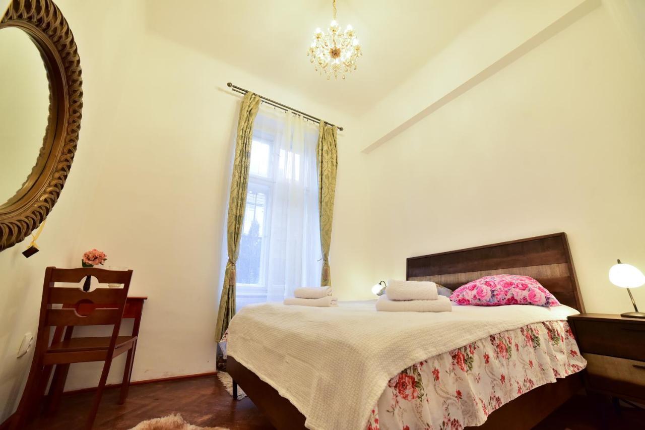 La Cristina - Big Square Apartment Sibiu Eksteriør billede